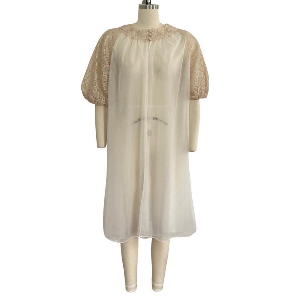 Vintage 1960s Vanity Fair Peignoir Robe with Lace Sleeve